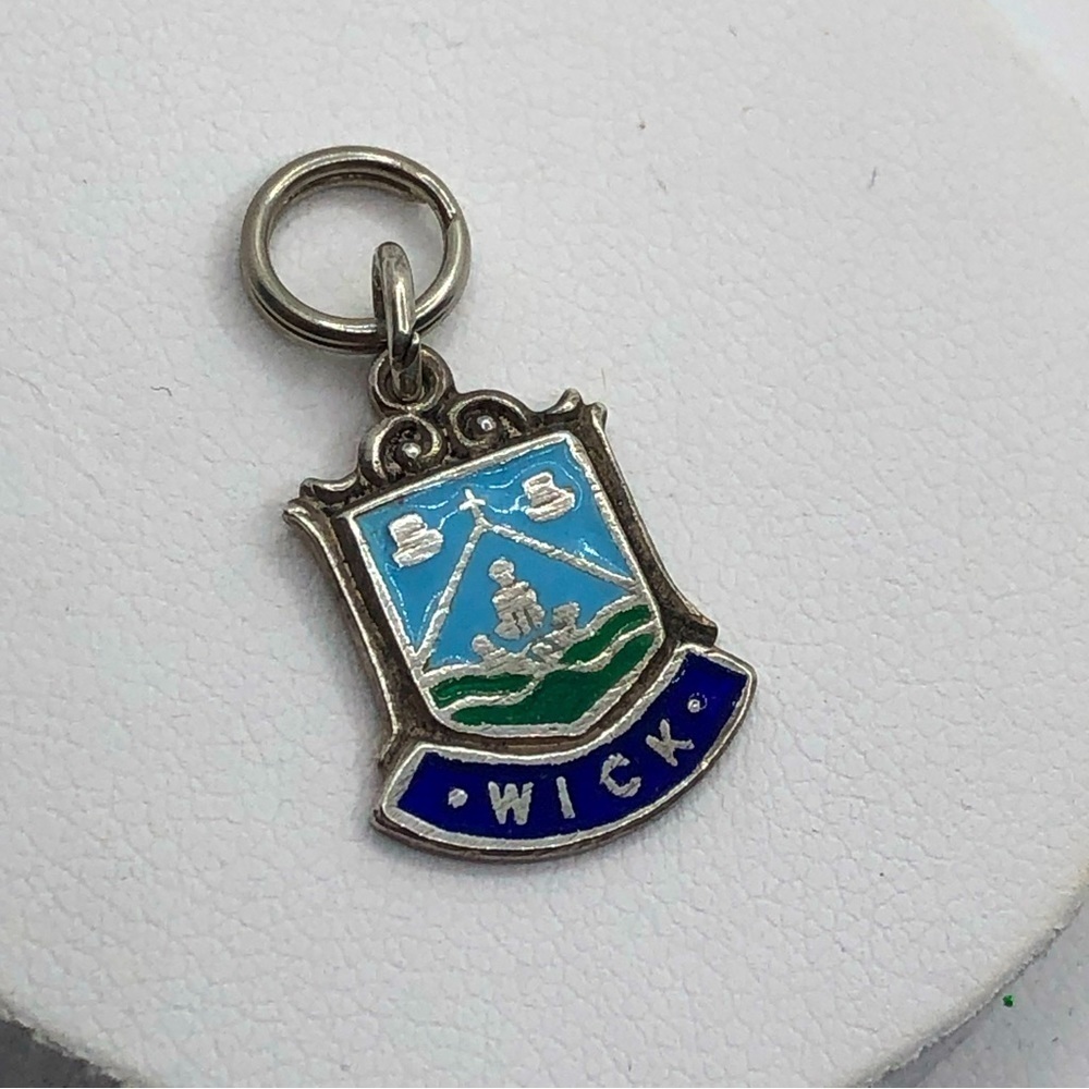 Vtg Sterling Silver Enamel Wick Souvenir Shield Mini Charm / Pendant .6”